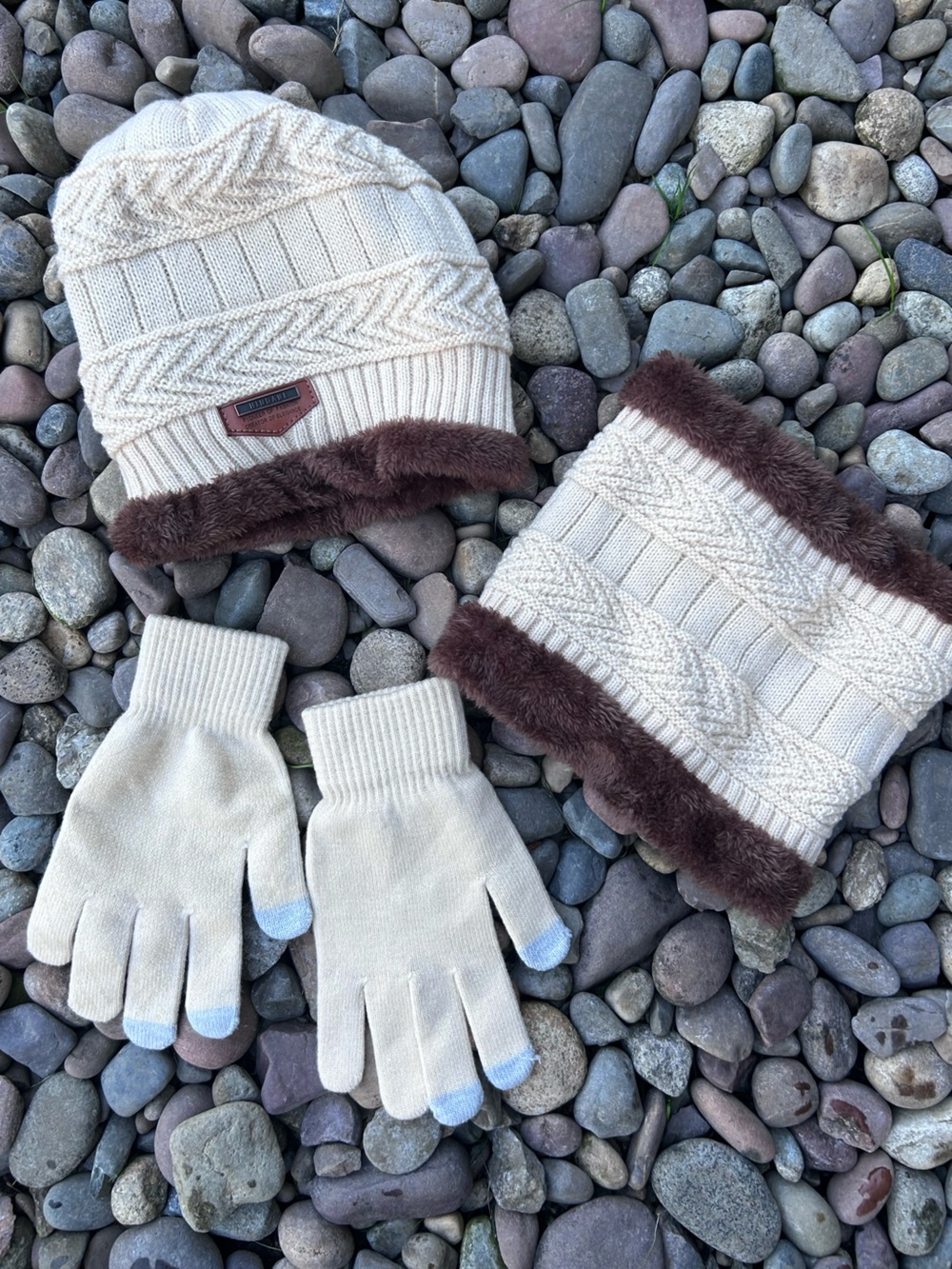 4-piece cream/brown winter set hat gloves neck warmer new without tags